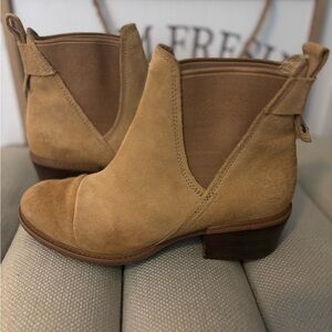 Timberland Women's Sutherlin Bay Double Gore Chelsea Boots Size 7 waterproof